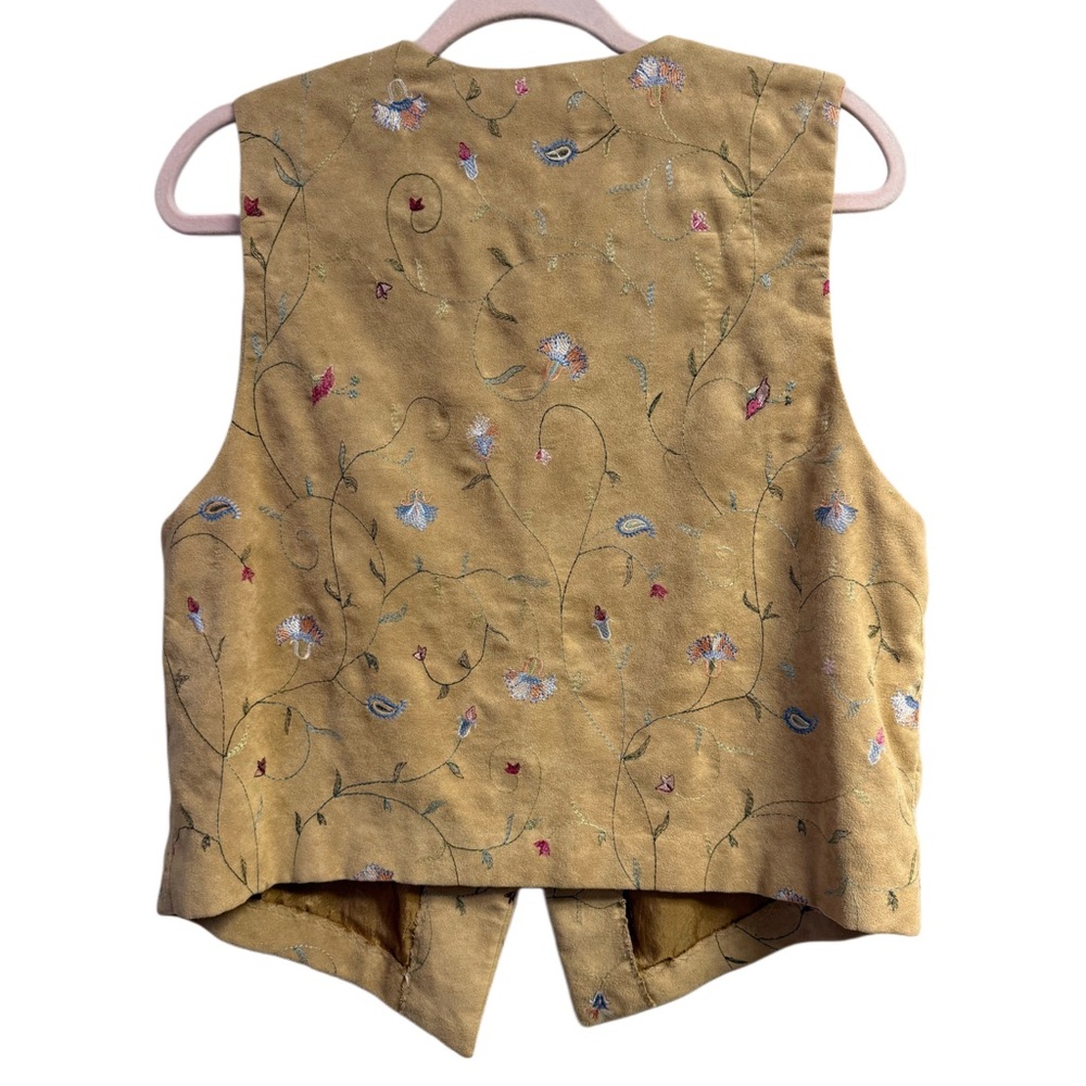 Floral Embroidered Yellow Vest - Picture 2 of 8